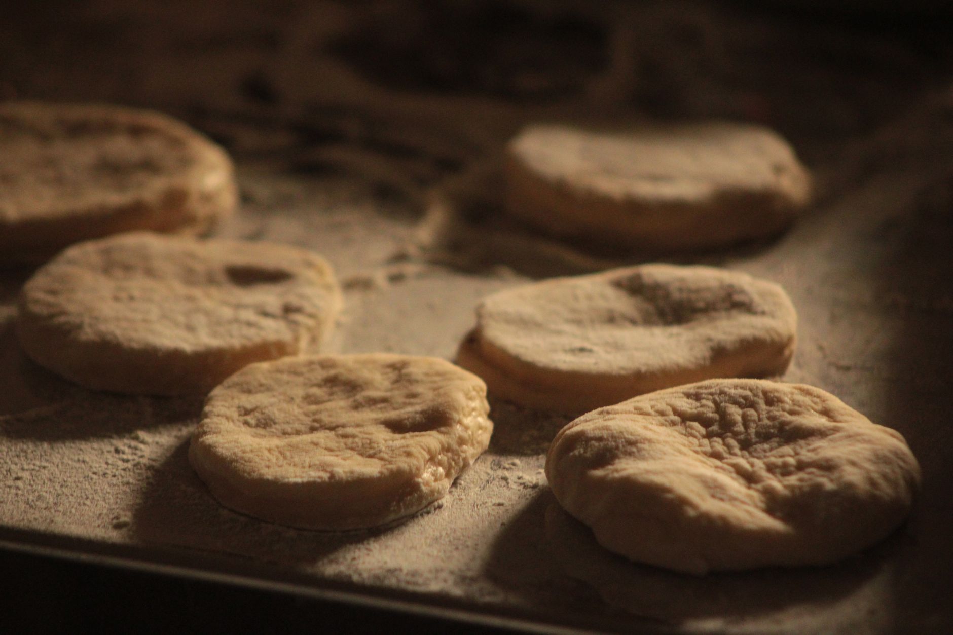 British Baking Recipes: A Norfolk Village Guide to Classic Bakes - zdjecie w tresci