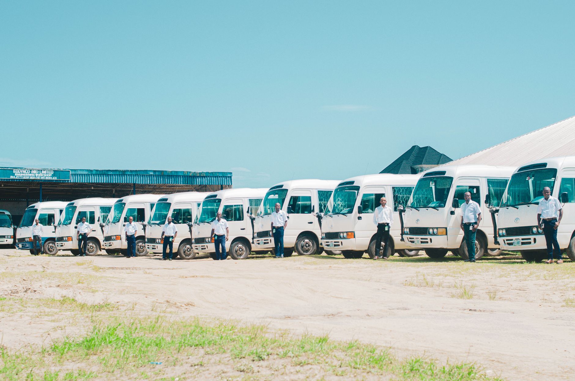 Ilustracja: Community Transport Driver Volunteer UK: How to Start a Community Transport Driver Volunteer UK: How to Start and What to Expect - zdjecie w tresci