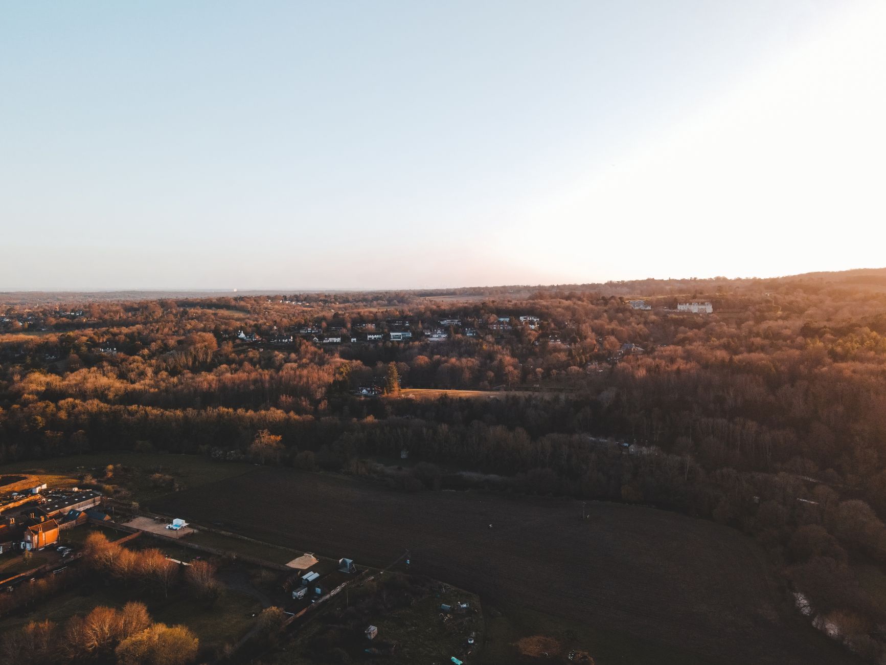 Ilustracja: Community Land Trust Explained UK: How Villages Own Lan Community Land Trust Explained UK: How Villages Own Land Forever - zdjecie w tresci